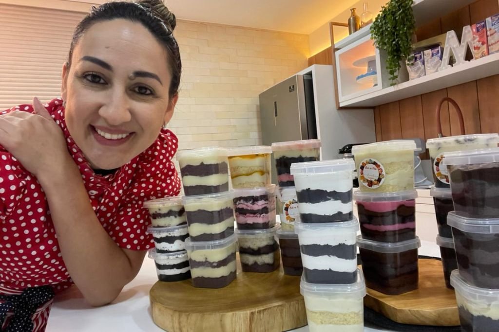 Análise da credibilidade do curso, mostrando a experiência e autoridade da professora Marrara Bortoloti no mercado.