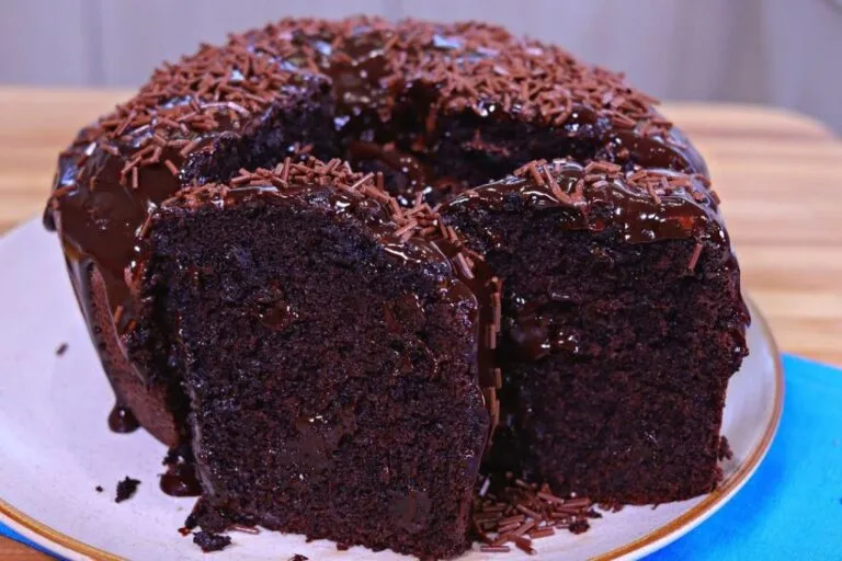 bolo-caseiro-de-chocolate