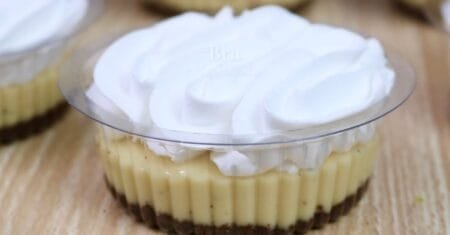 Torta de Maracujá no Pote: Uma Sobremesa Irresistível