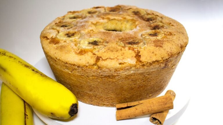 Receita de Bolo Caseiro de Banana Para Vender que NÃO SOLA