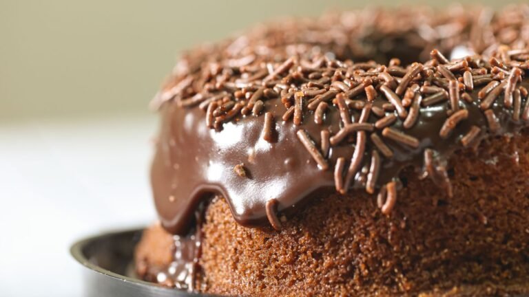 A melhor receita de bolo de chocolate para vender